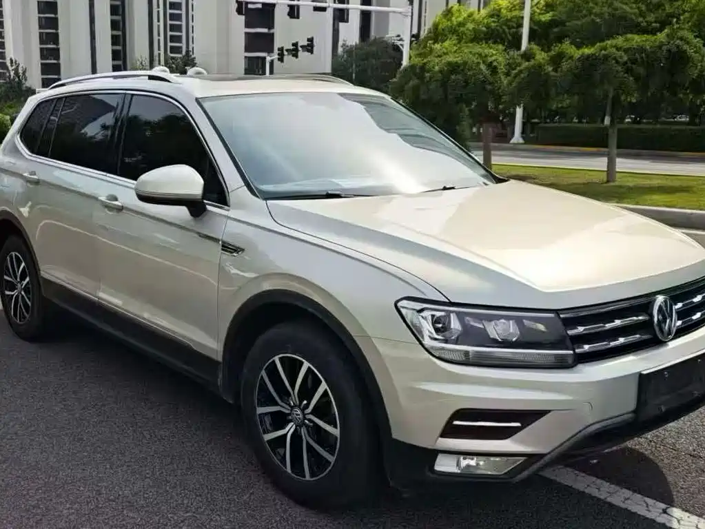 Volkswagen Tiguan L 2019 — фото 3