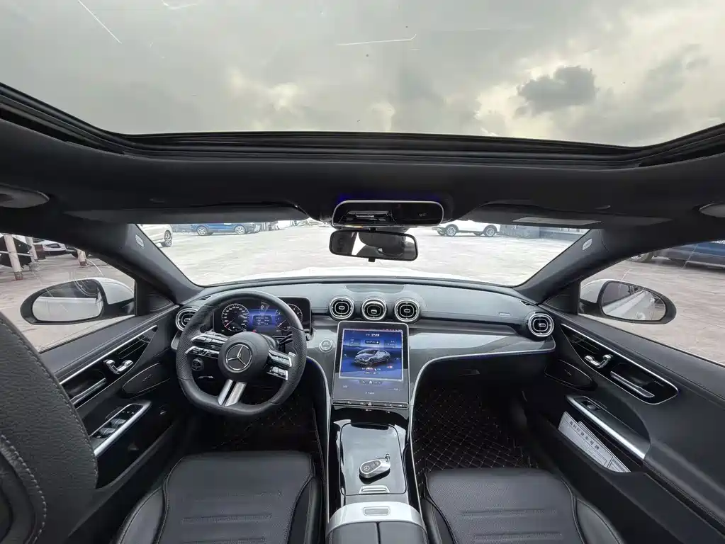 Mercedes-Benz C-Class 2022