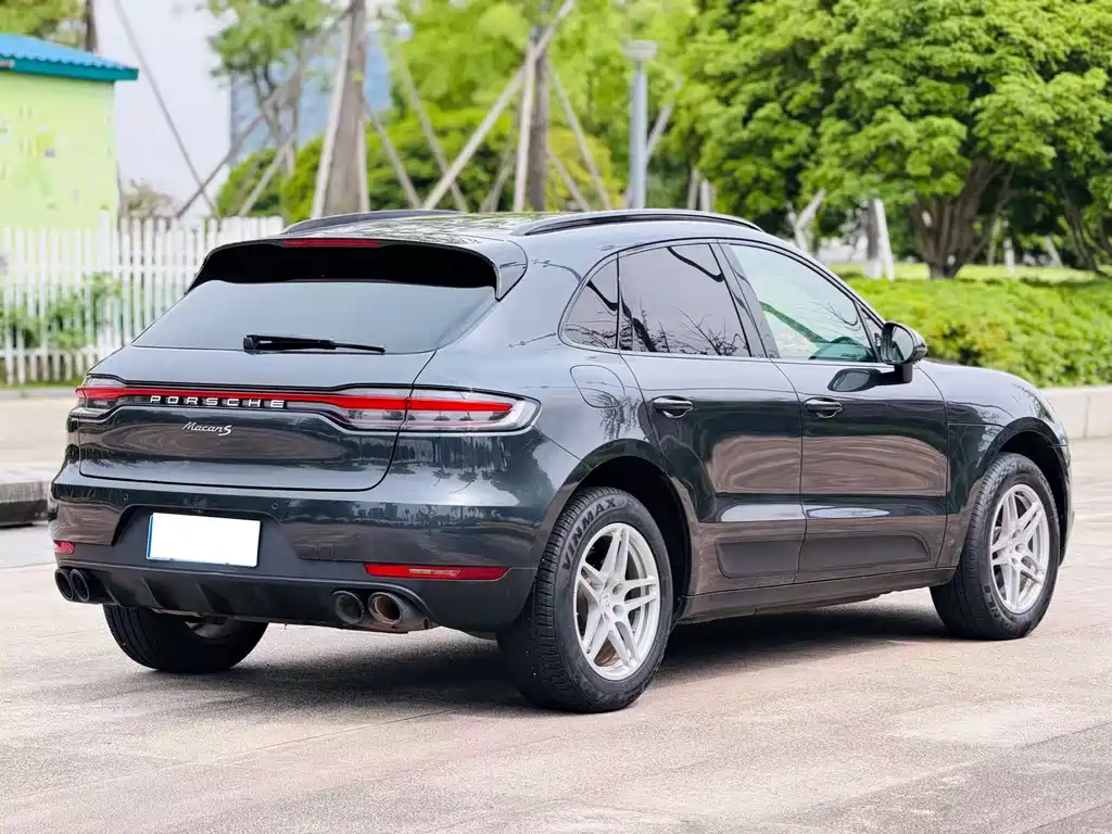 Porsche Macan 2020 — фото 10