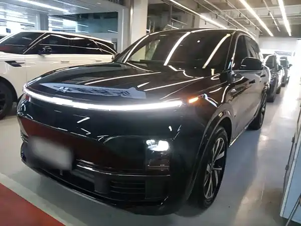 Li Auto L8 2024