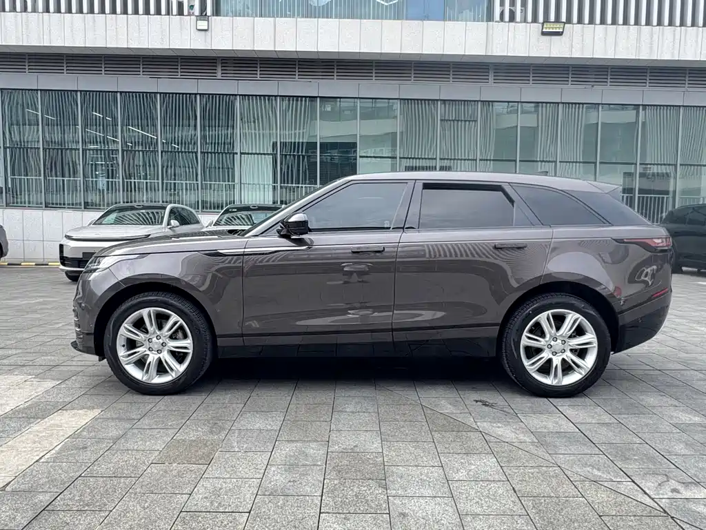 Land Rover Velar 2023