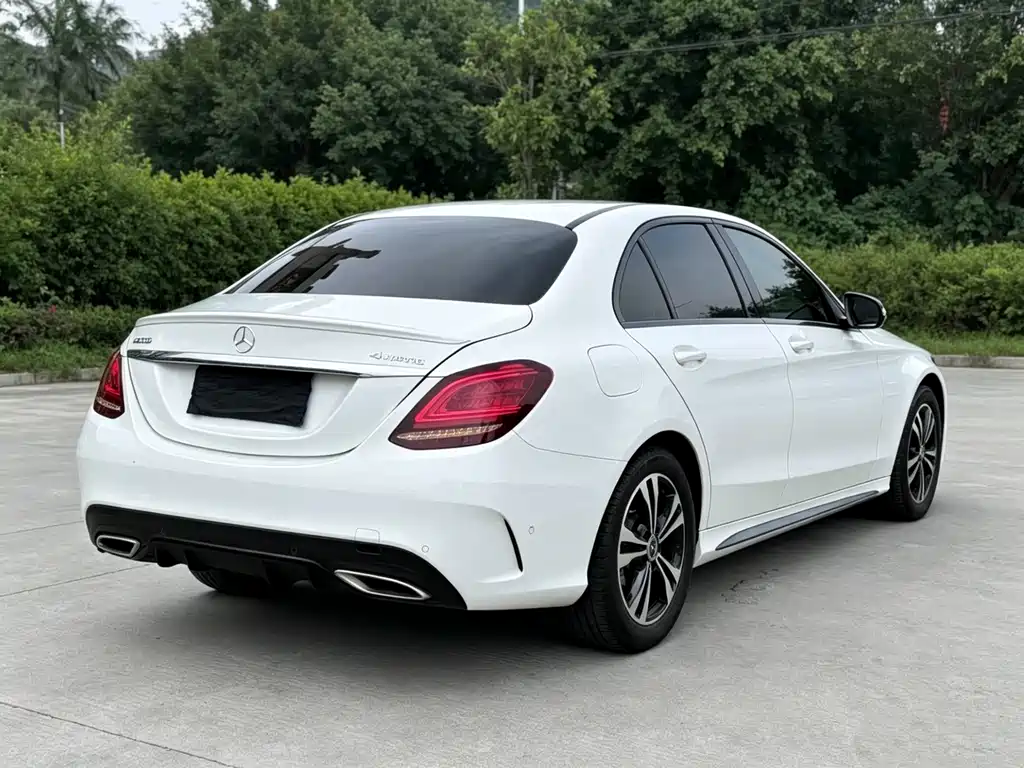 Mercedes-Benz C-Class 2019 — фото 10