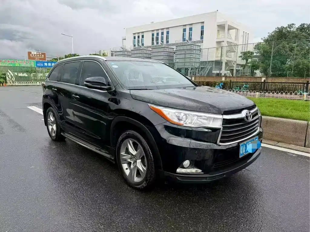 Toyota Highlander 2015
