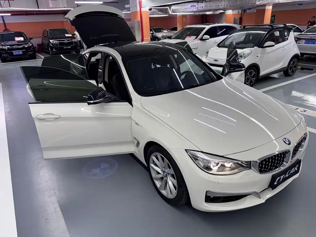 BMW 3 Series GT 2013 — фото 17