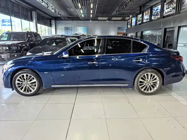 Infiniti Q50L 2019