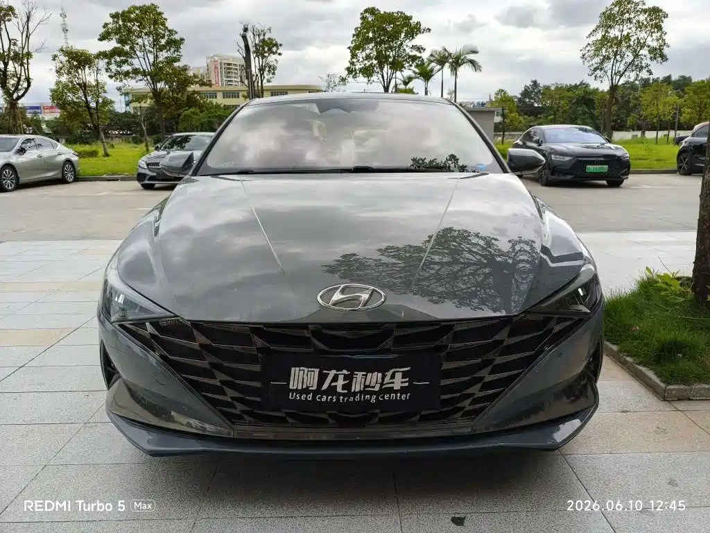 Hyundai Elantra 2021 — фото 2
