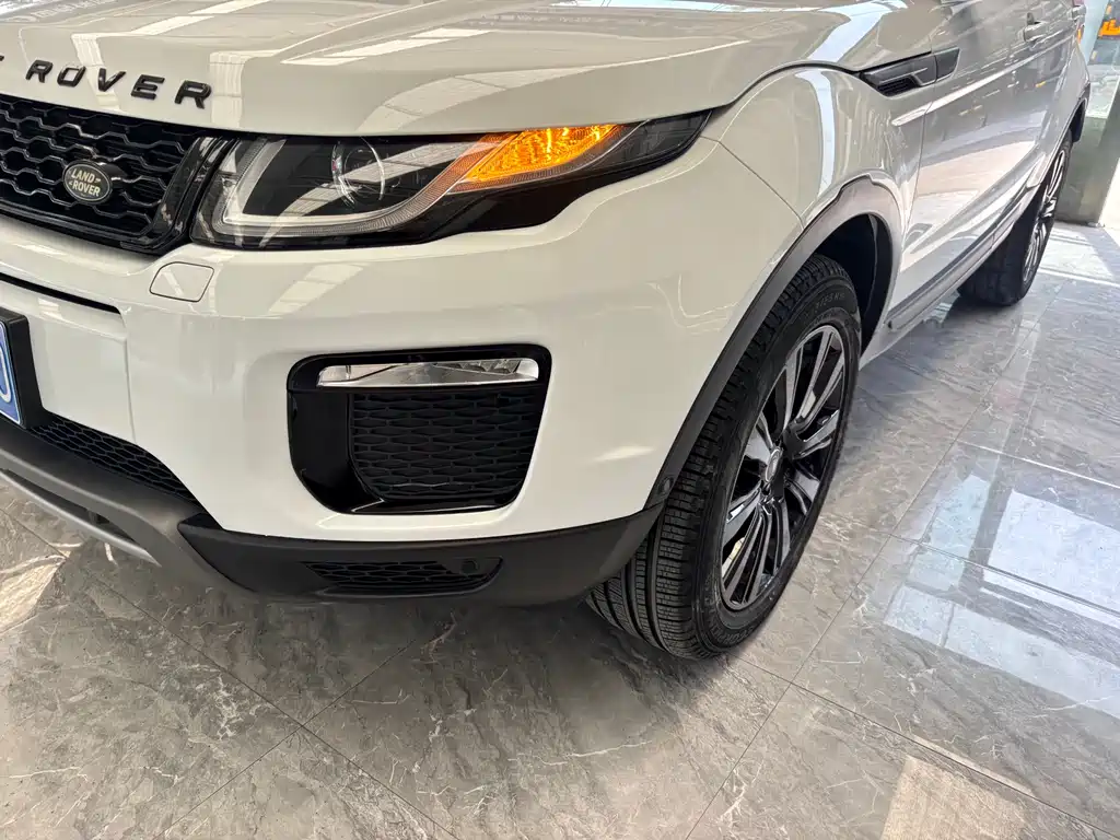 Land Rover Evoque 2019 — фото 2