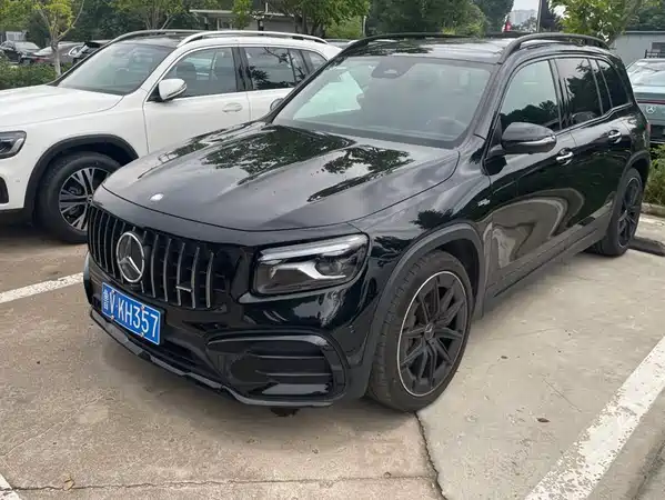 Mercedes-Benz GLB AMG 2025