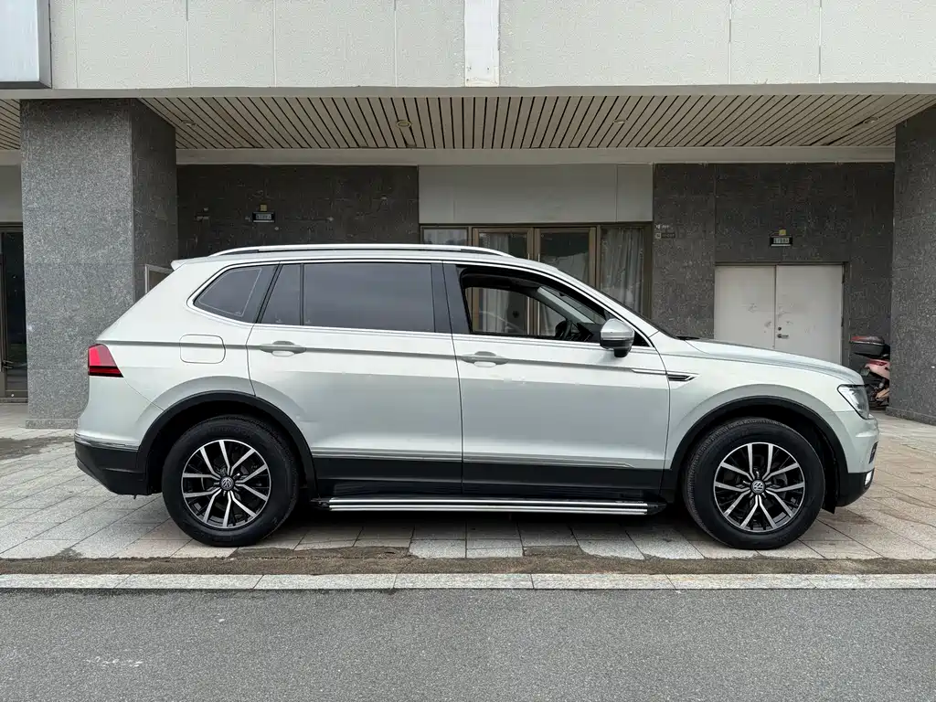 Volkswagen Tiguan L 2018