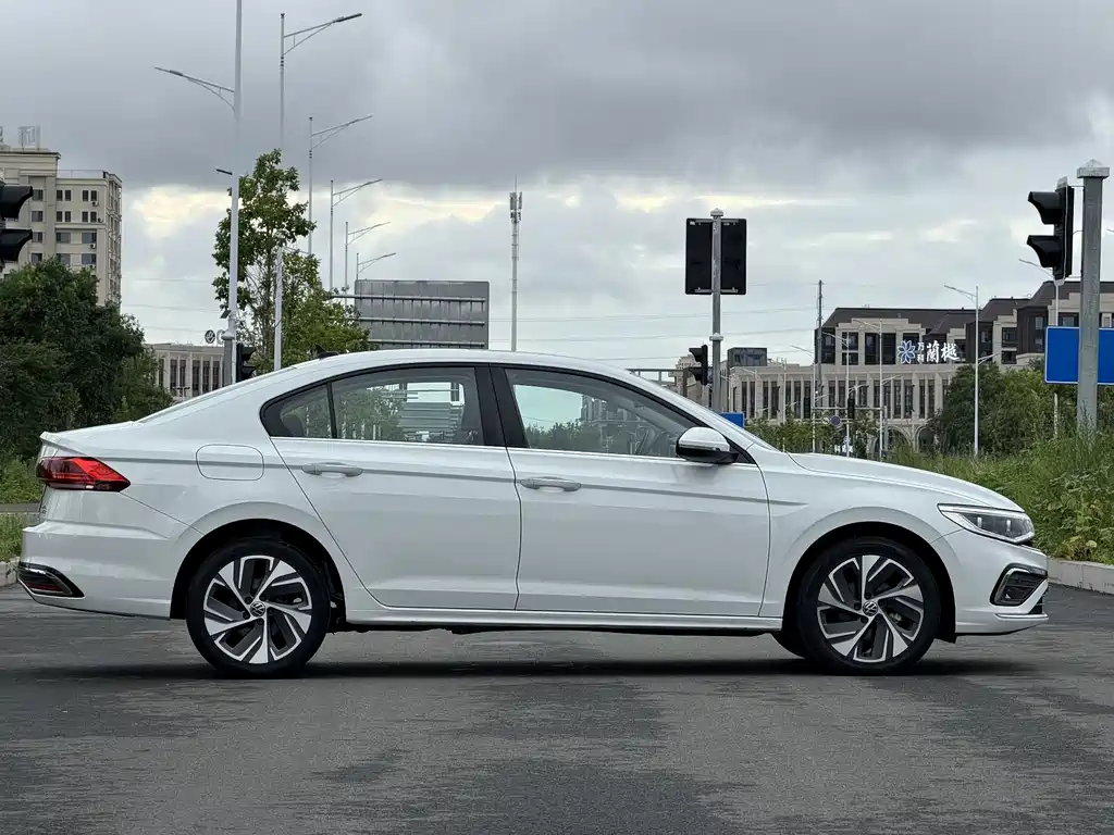 Volkswagen Bora 2022