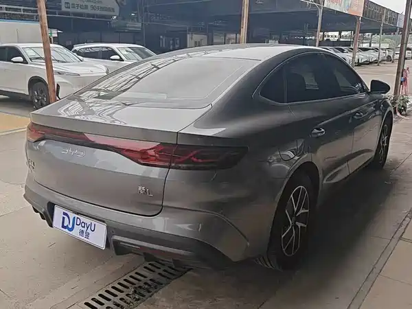 BYD Qin L 2024
