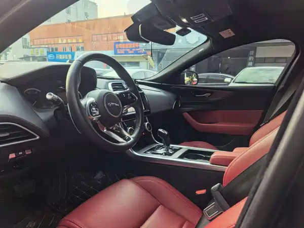 Jaguar XEL 2021