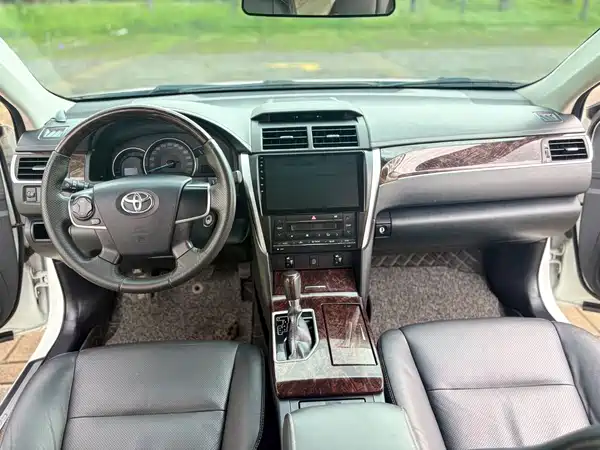 Toyota Camry 2017