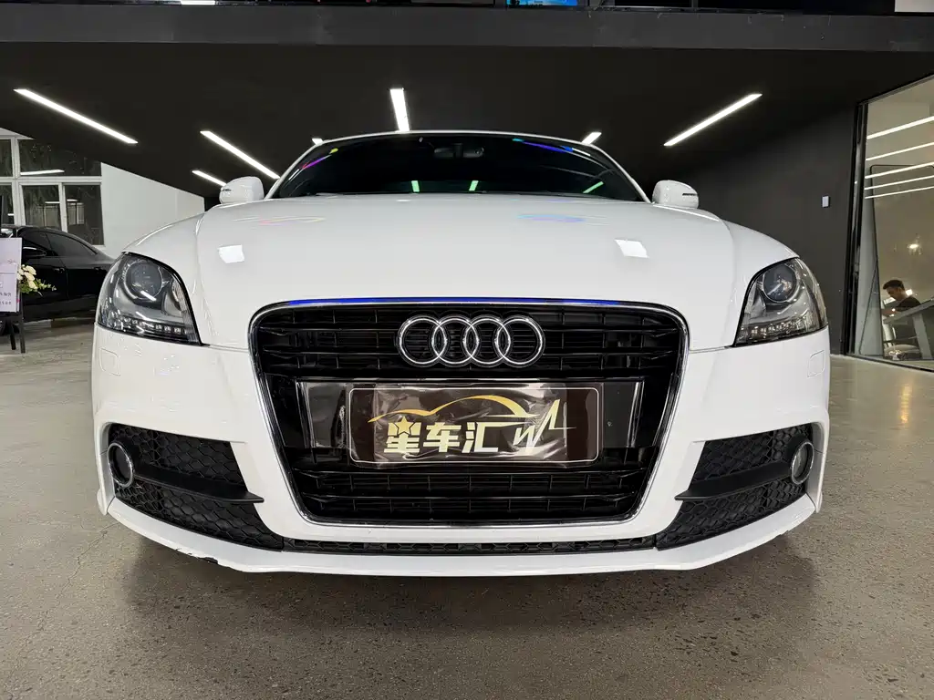 Audi TT 2015 — фото 2