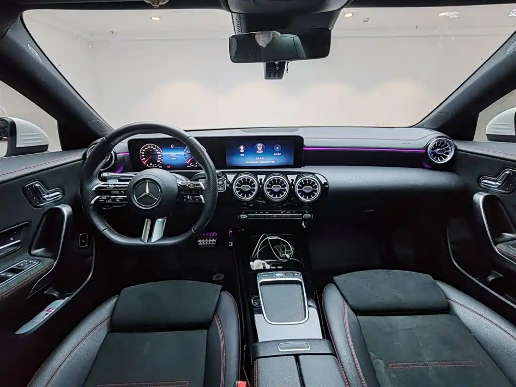 Mercedes-Benz CLA 2025 — фото 14