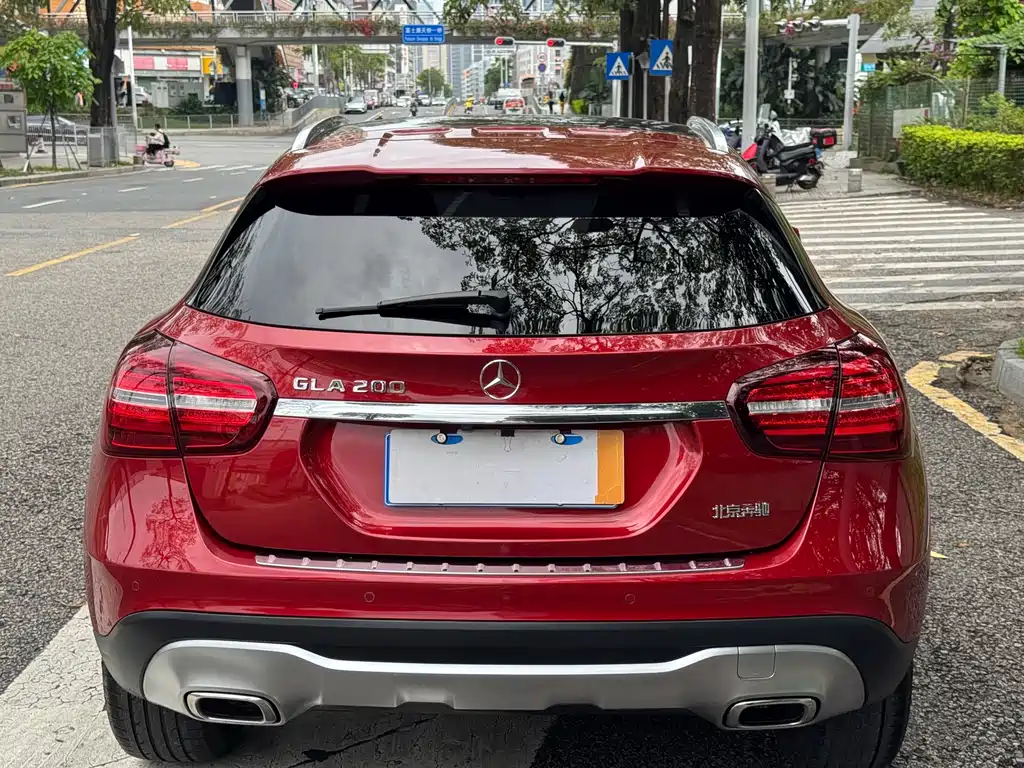Mercedes-Benz GLA 2018 — фото 16