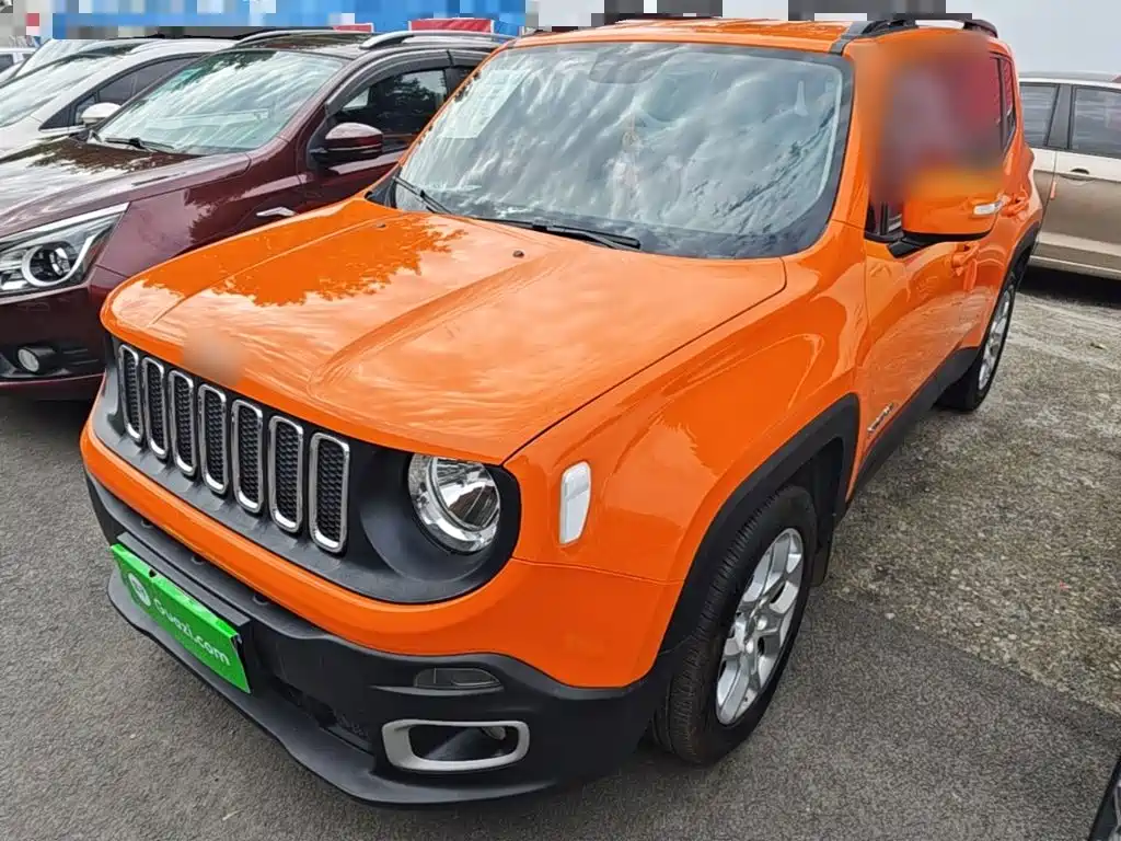 Jeep Renegade 2016 — фото 2