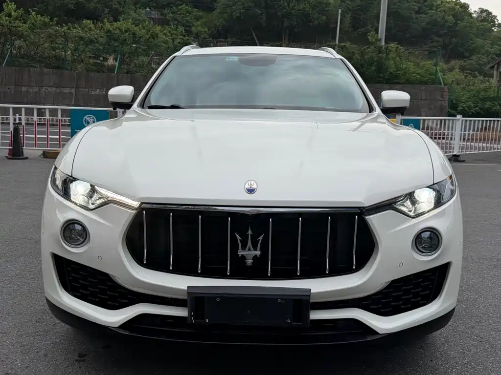Maserati Levante 2019 — фото 3