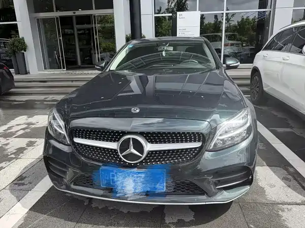 Mercedes-Benz C-Class 2020