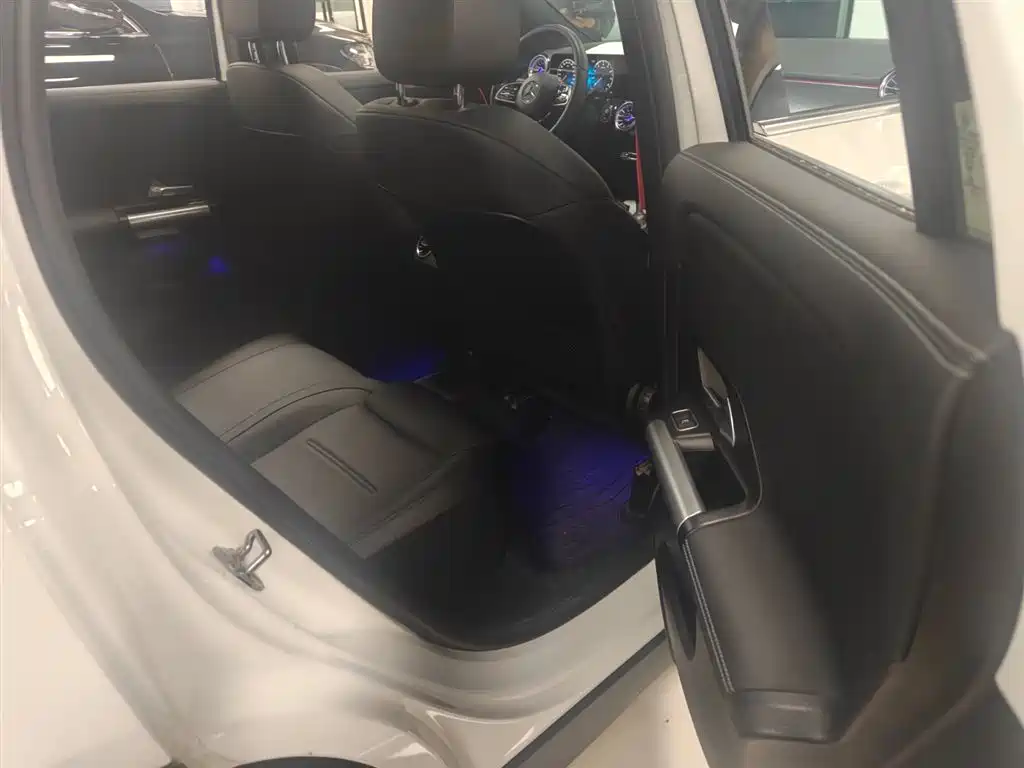Mercedes-Benz GLA 2022 — фото 6