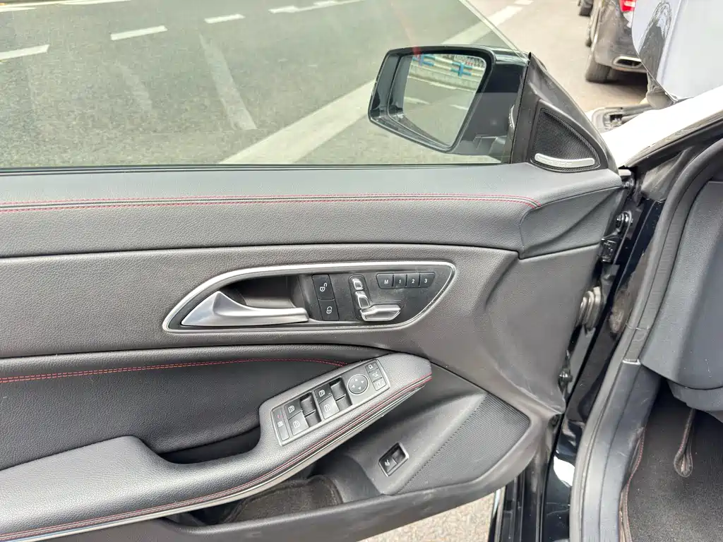 Mercedes-Benz CLA AMG 2017 — фото 20