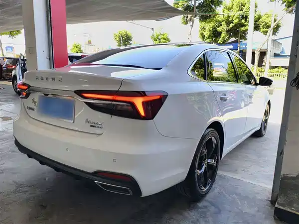Roewe i6 MAX 2020
