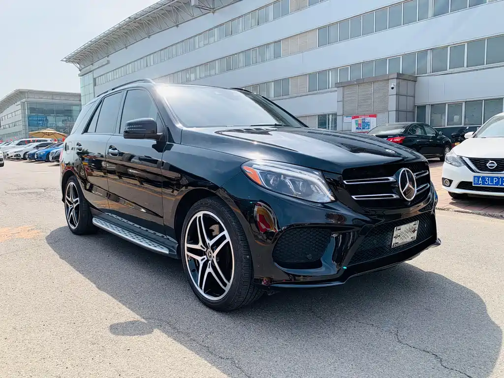 Mercedes-Benz GLE 2018 — фото 3
