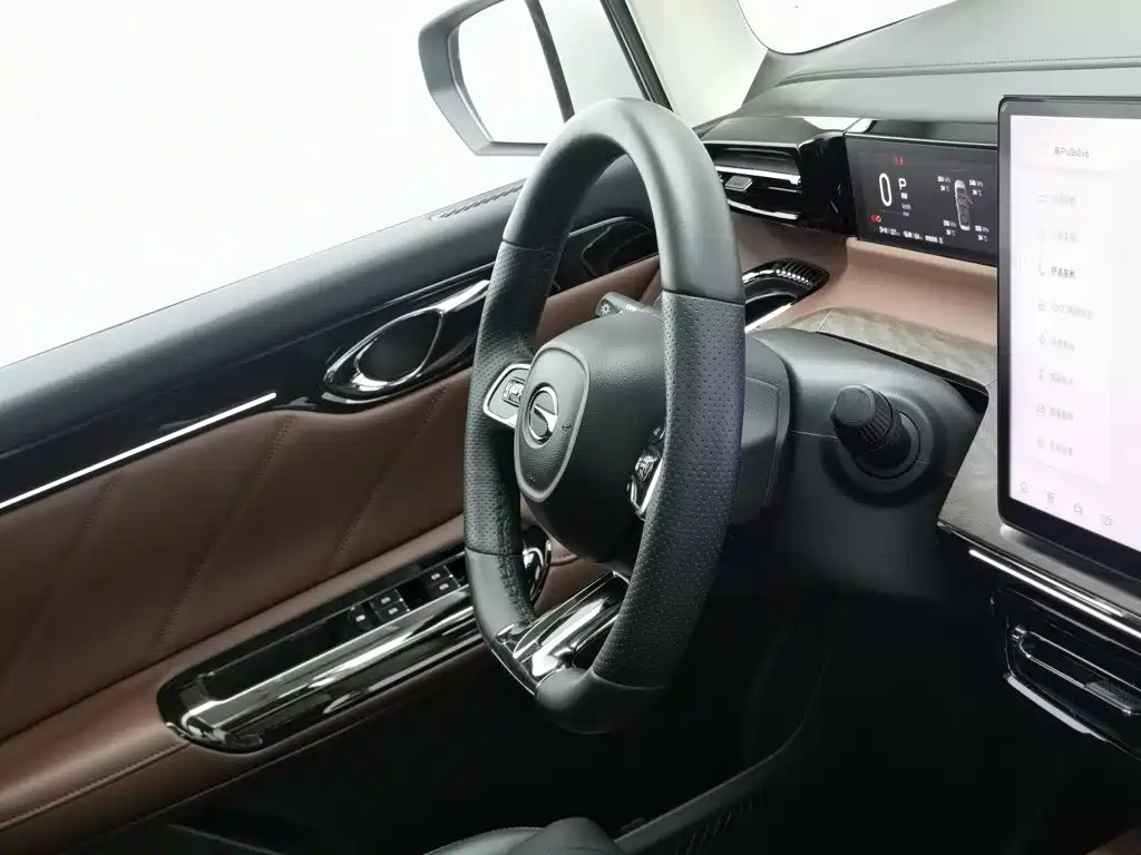 GAC Trumpchi E8 PHEV 2025 — фото 22