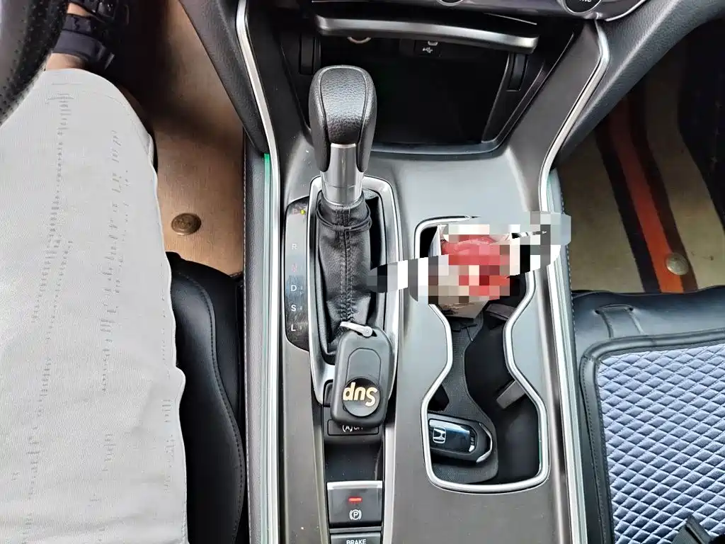 Honda Accord 2021 — фото 15