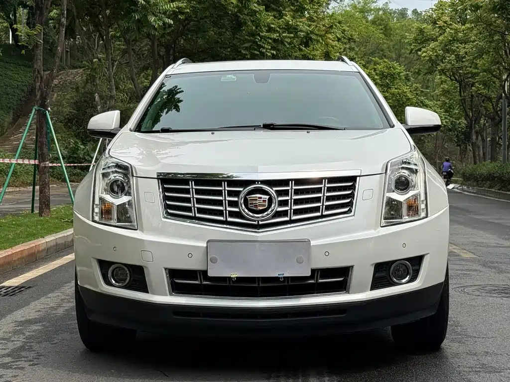 Cadillac SRX 2015 — фото 2