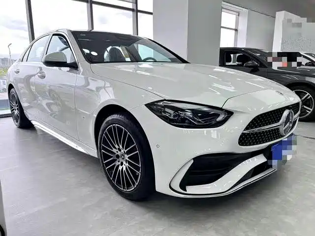 Mercedes-Benz C-Class 2023