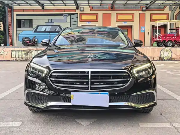 Mercedes-Benz E-Class 2023