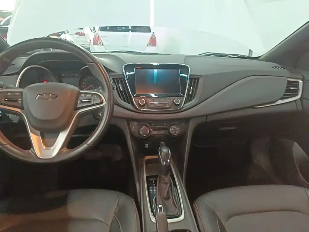 Chevrolet Monza 2019 — фото 13