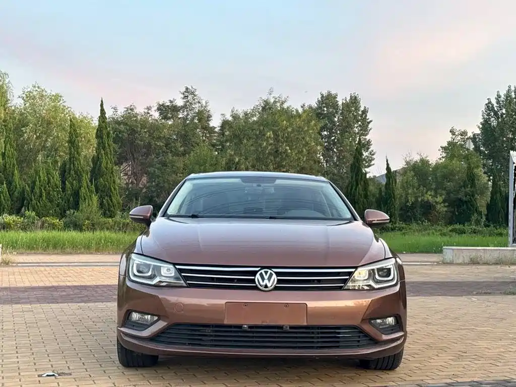 Volkswagen Lamando 2015