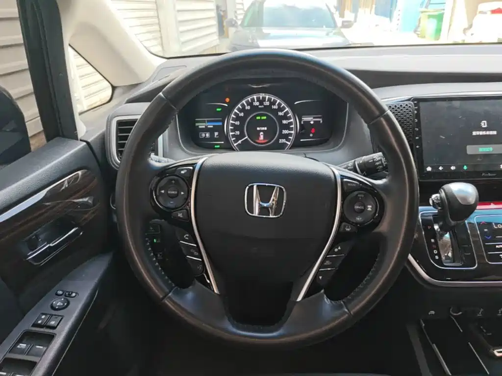 Honda Odyssey 2021 — фото 15