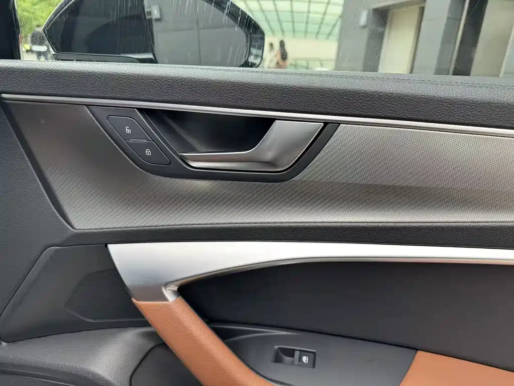 Audi A6L 2019 — фото 26