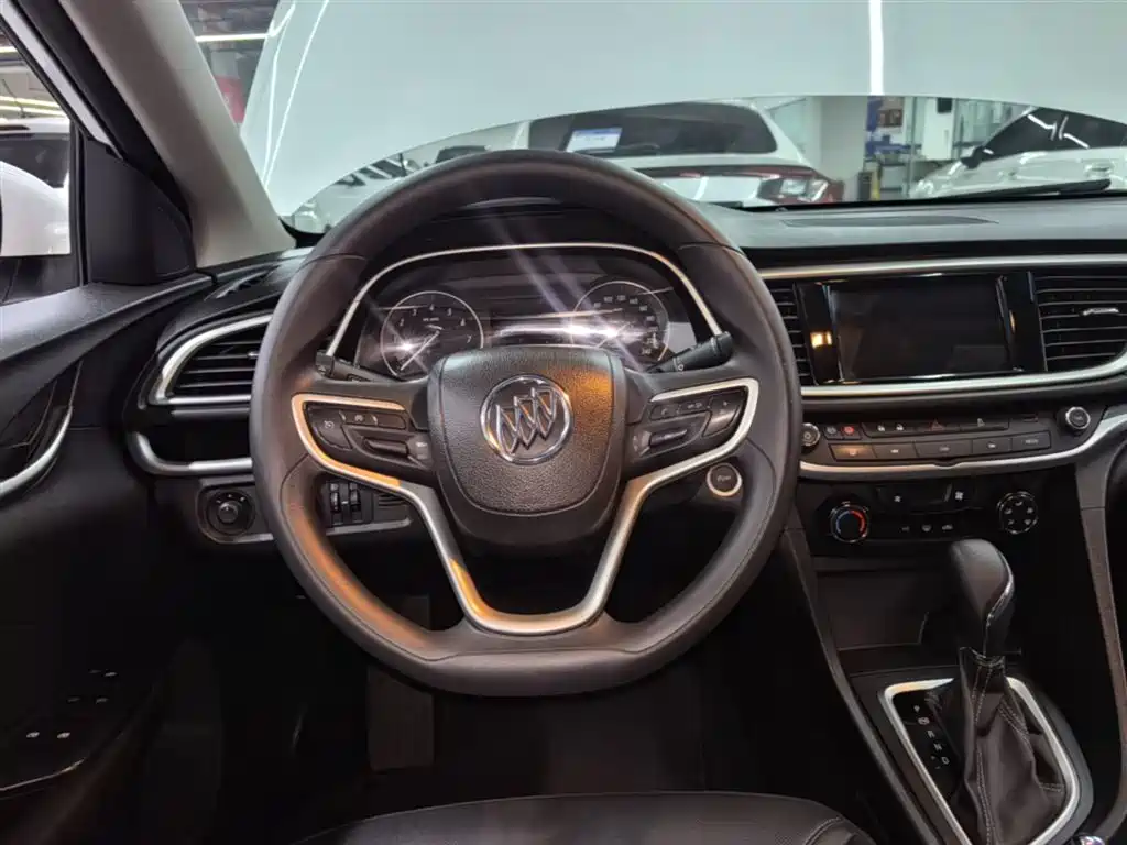 Buick Excelle 2021 — фото 11