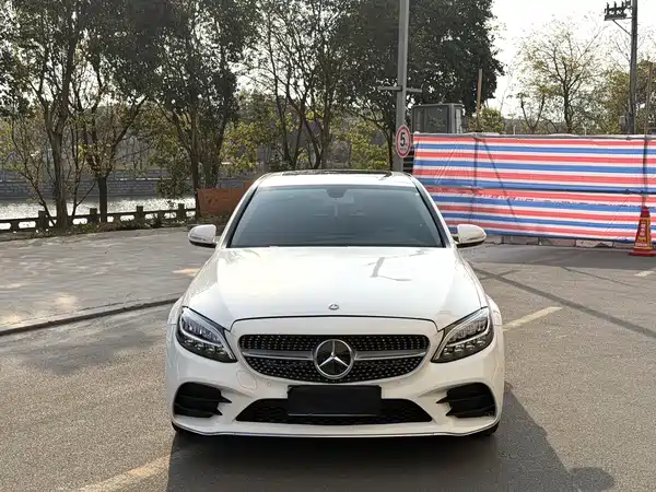 Mercedes-Benz C-Class 2020