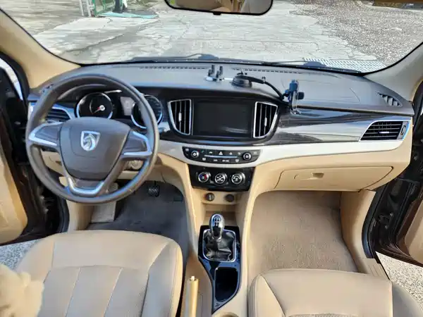 Baojun 730 2016