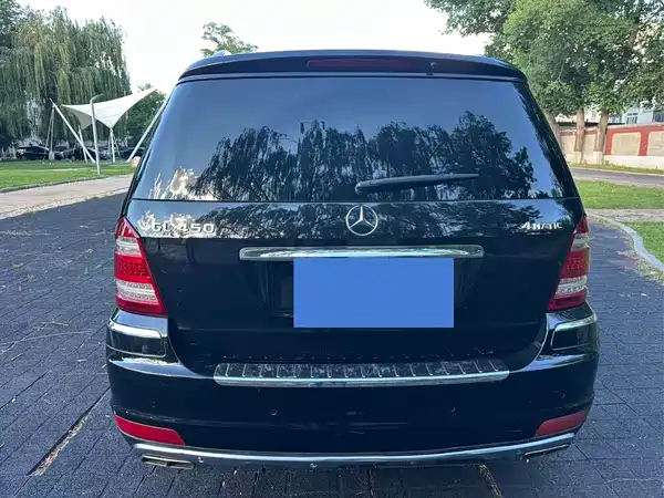 Mercedes-Benz GL-Class 2011