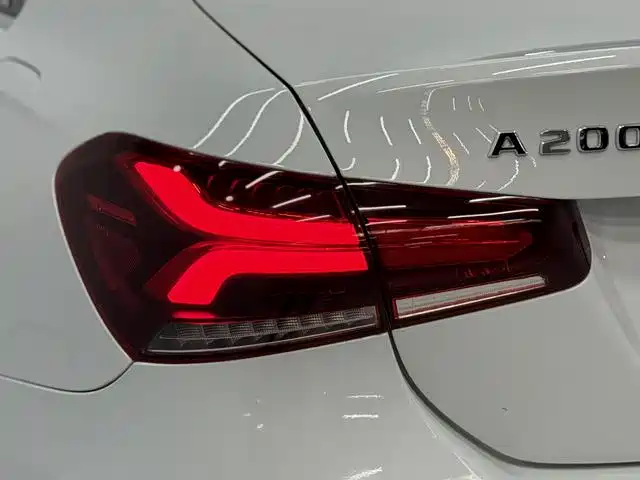 Mercedes-Benz A-Class 2020 — фото 9
