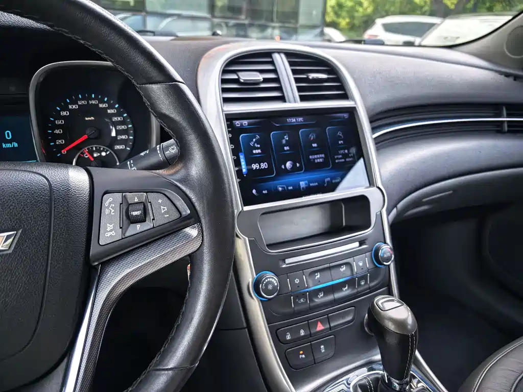 Chevrolet Malibu 2013 — фото 17