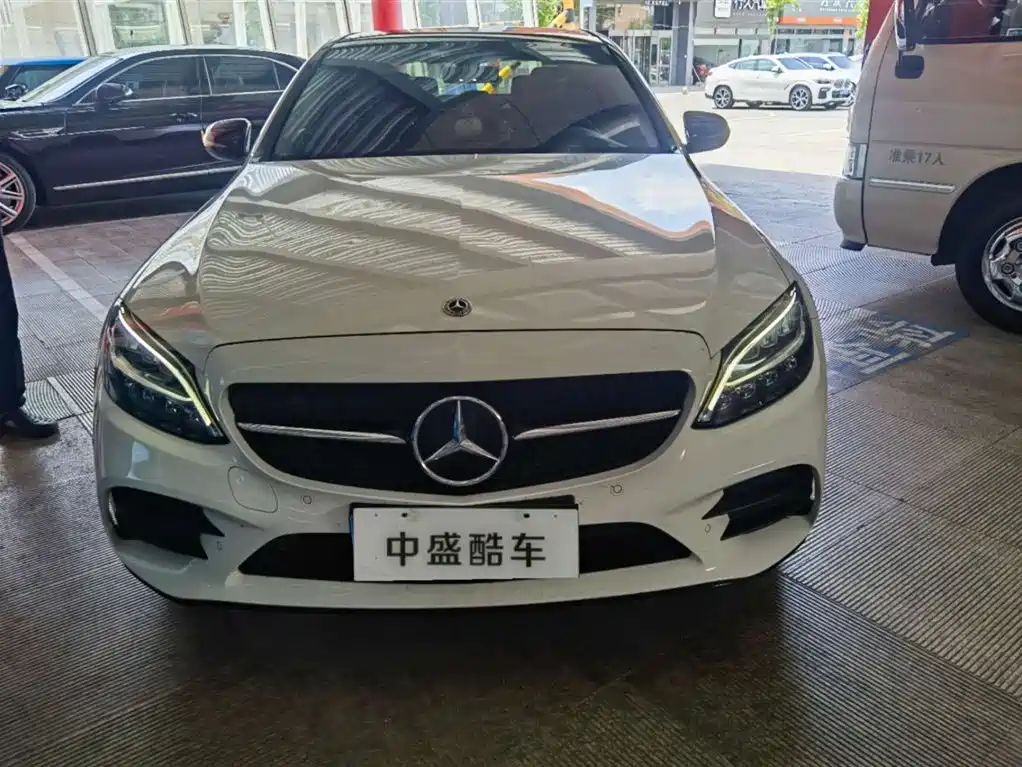 Mercedes-Benz C-Class 2022 — фото 2