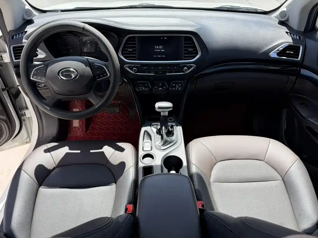 GAC Motor Trumpchi GS4 2017 — фото 8