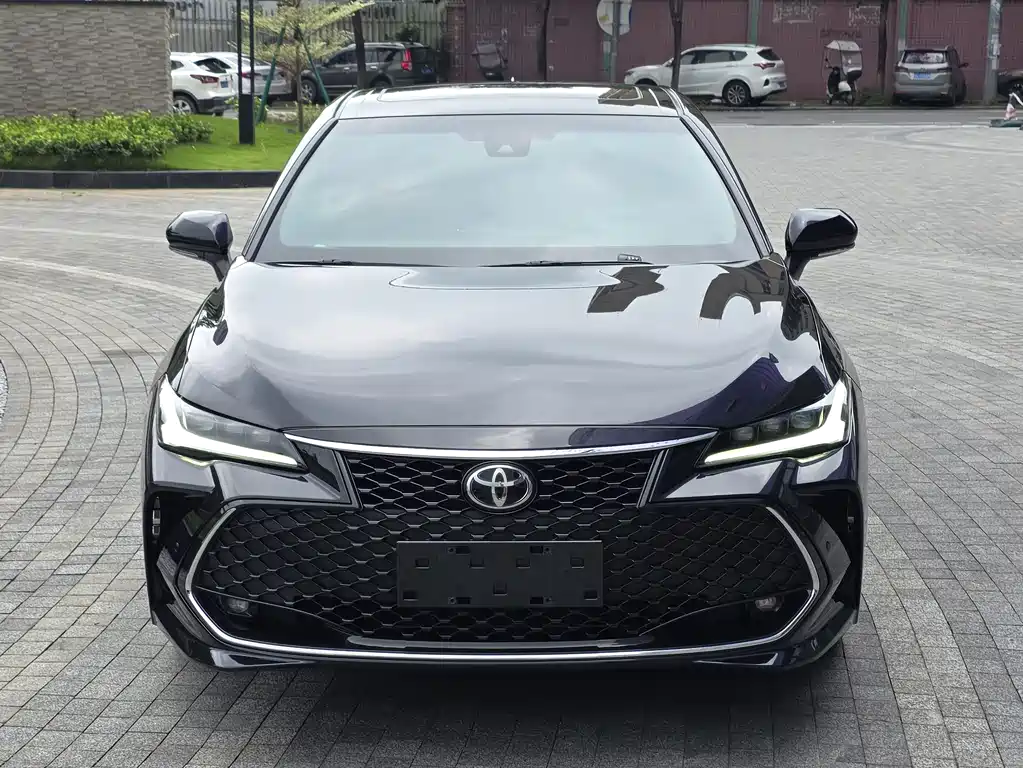 Toyota Avalon 2022 — фото 2