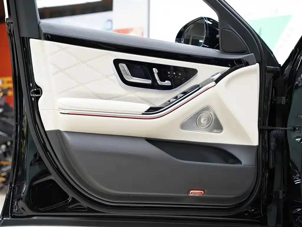Mercedes-Benz S-Class 2025 — фото 26
