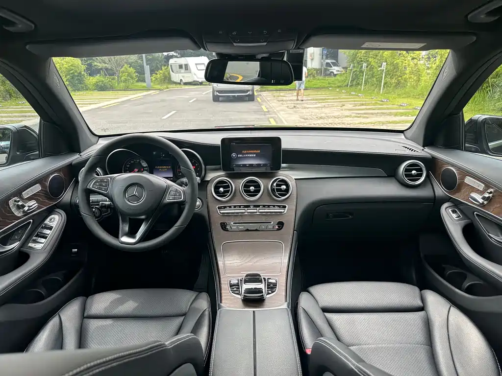 Mercedes-Benz GLC 2017