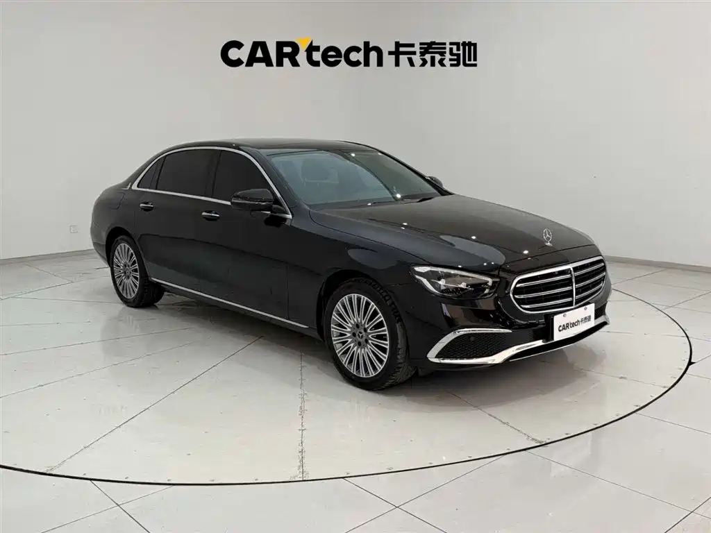Mercedes-Benz E-Class 2023 — фото 4
