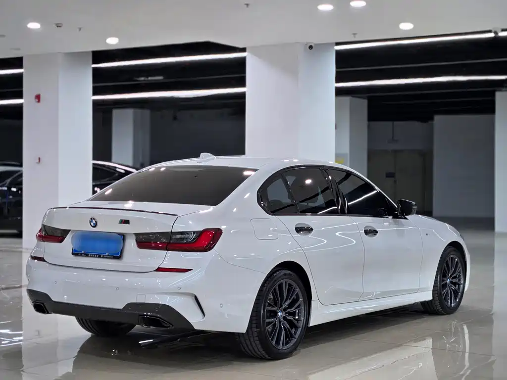 BMW 3 Series 2022