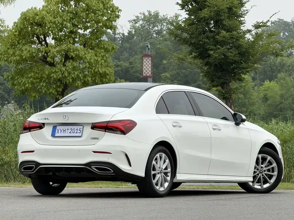Mercedes-Benz A-Class 2021 — фото 17